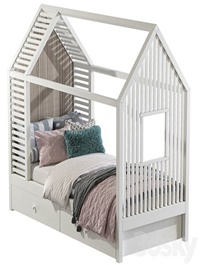 Children's bed in the form of a house 2